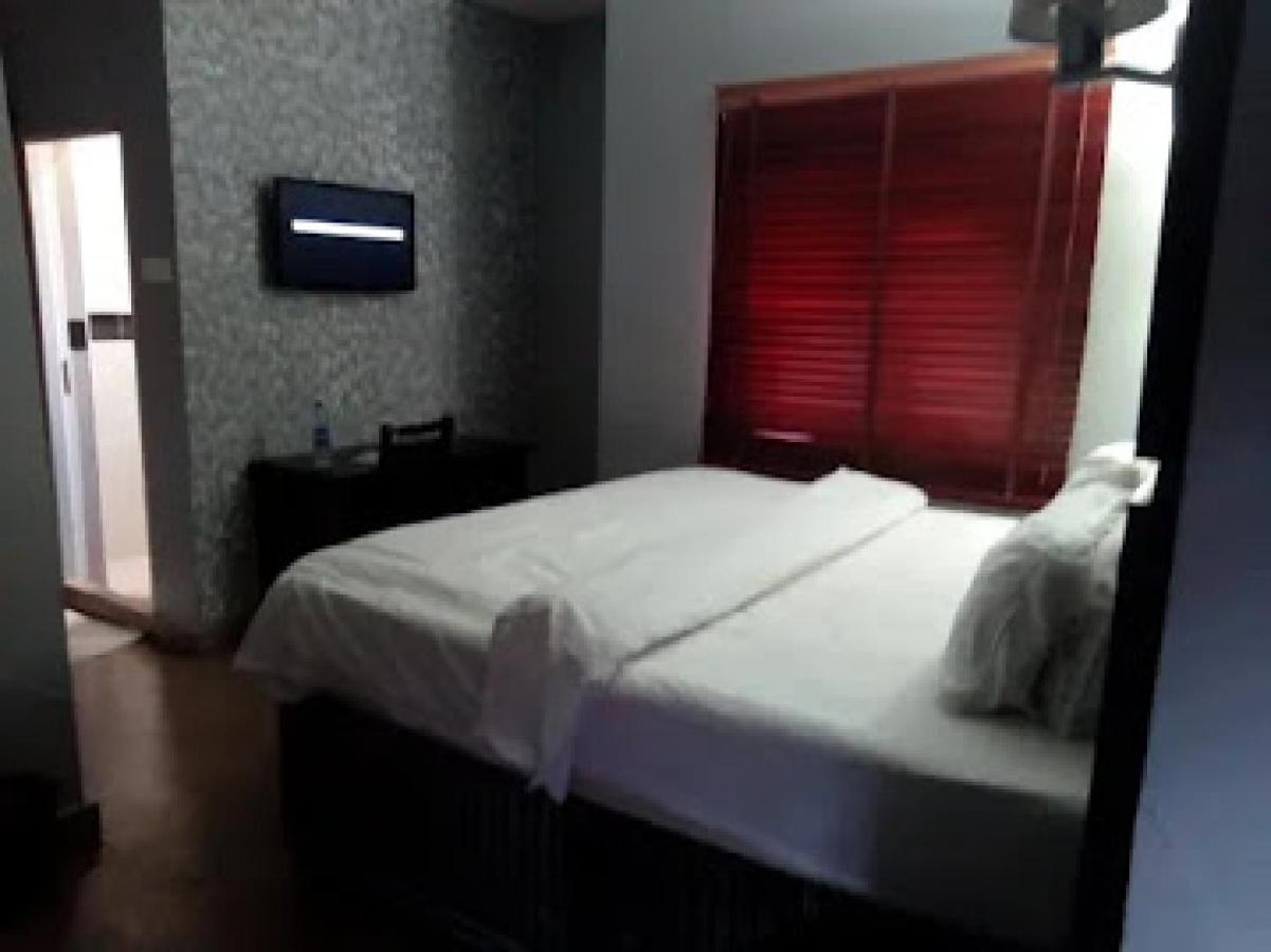 Room In Lodge - All Seasons Hotel-Owerri Exterior photo