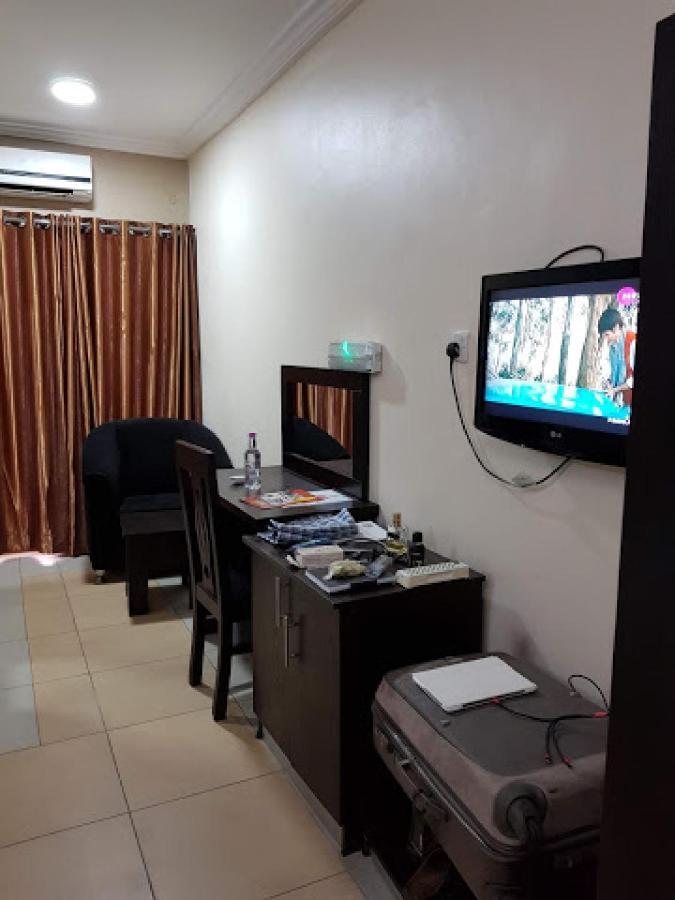 Room In Lodge - All Seasons Hotel-Owerri Exterior photo